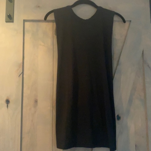 FEEPEOPLE MOVEMENT  blk open back tank SM / Med - Picture 5 of 13